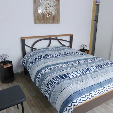 De L'ecole Дом отдыха *